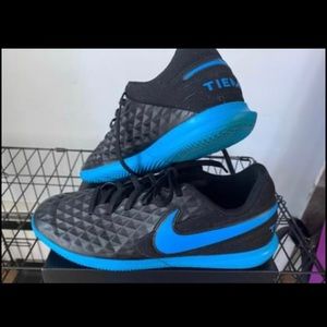 Men’s Nike indoor soccer cleats size 7